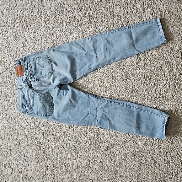 Levis wedgies - Picture 2 of 3